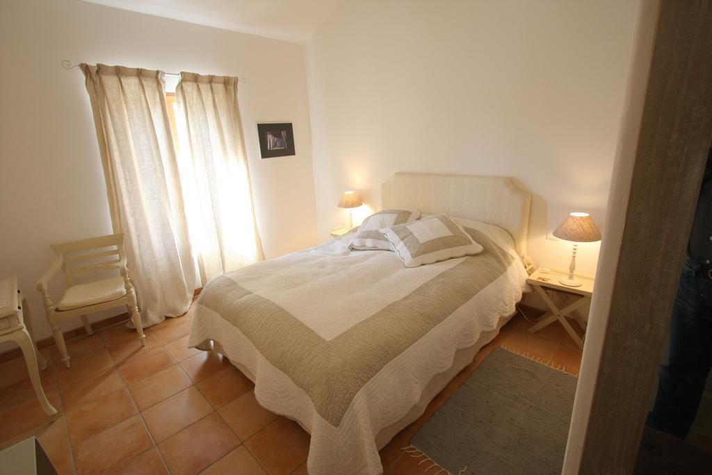 Saint-Rémy-de-Provence Mas Des Tourterelles B&B 객실 사진